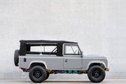 1984 Land Rover Defender – Vintage car for sale