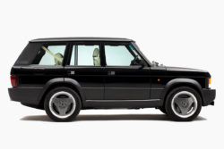 The Range Rover Chieftain Is a Classic Restomod With a Supercharged LS V-8 Engine