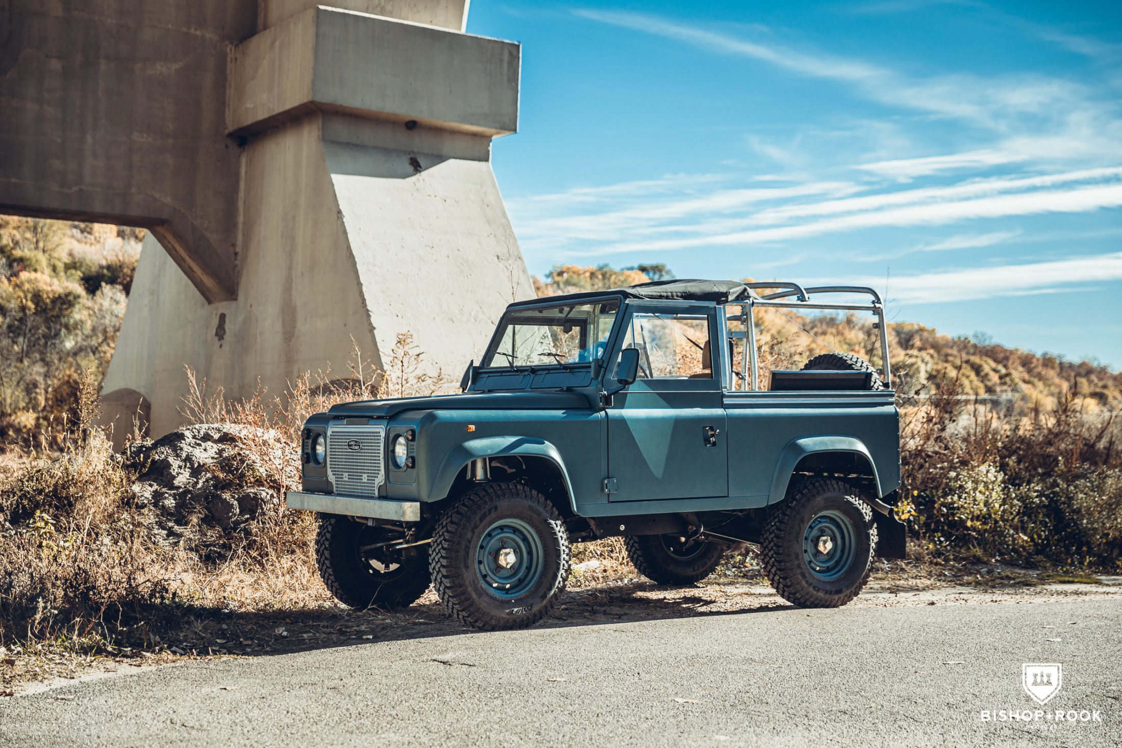 Sophie – Land Rover Defender 90 – 300Tdi Automatic