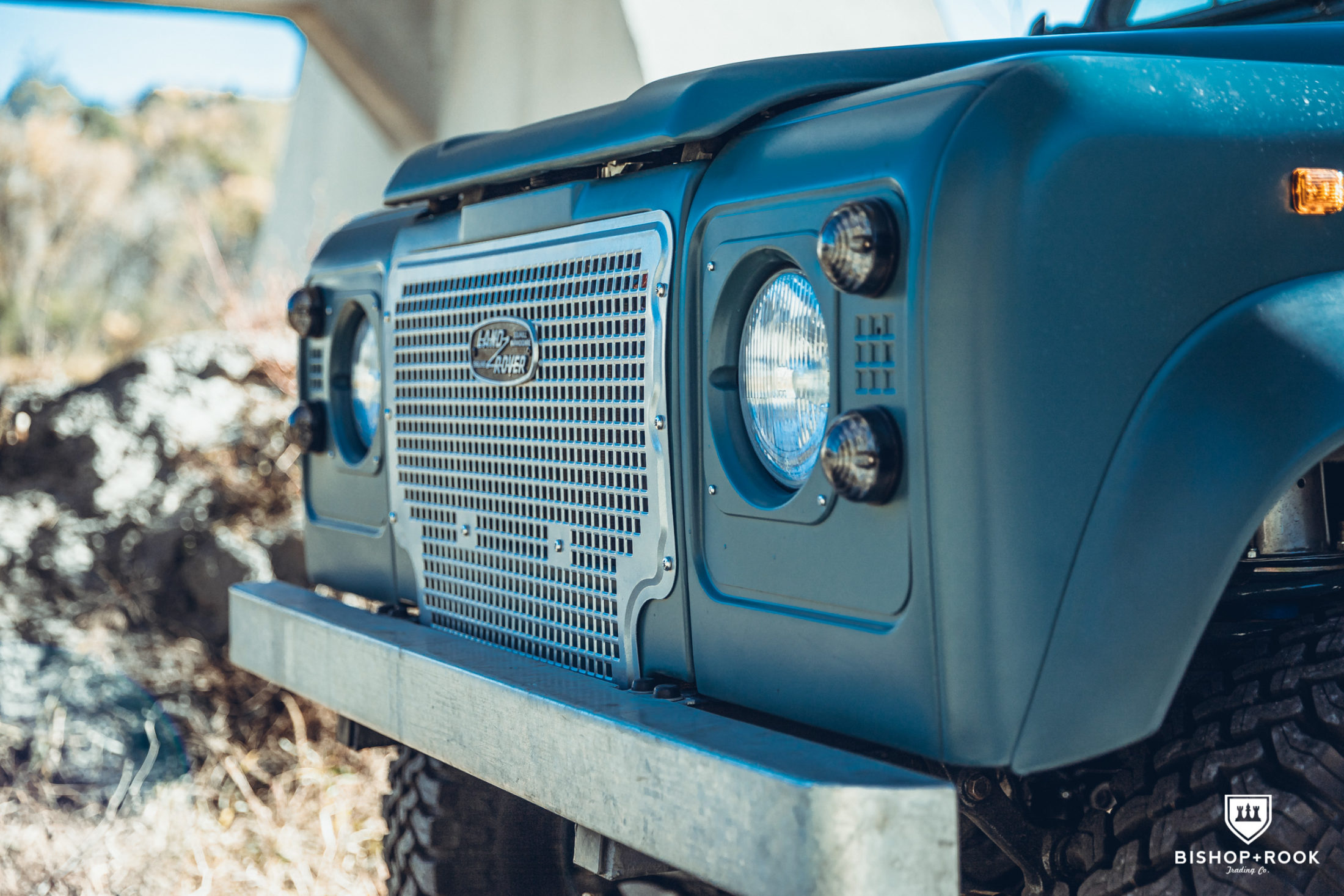 Sophie – Land Rover Defender 90 – 300Tdi Automatic