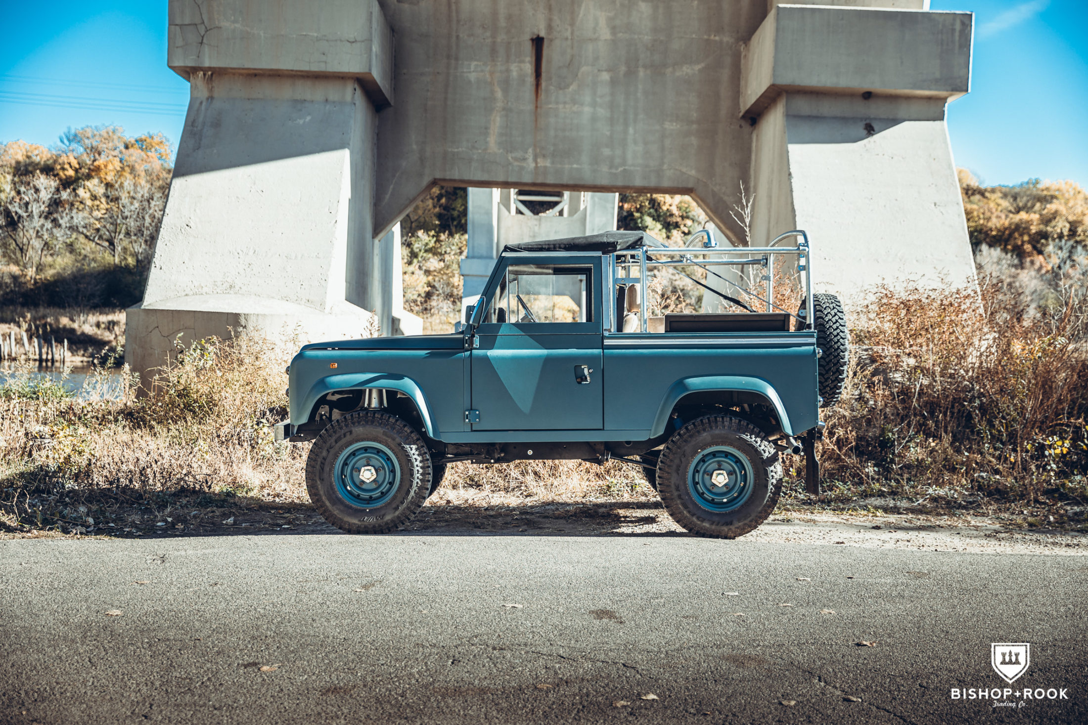Sophie – Land Rover Defender 90 – 300Tdi Automatic
