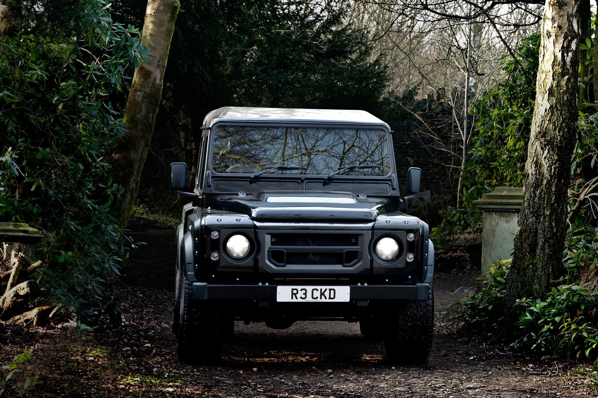 LAND ROVER DEFENDER (1991-2016) X-LANDER FRONT GRILLE WITH HEADLIGHT SURROUNDS